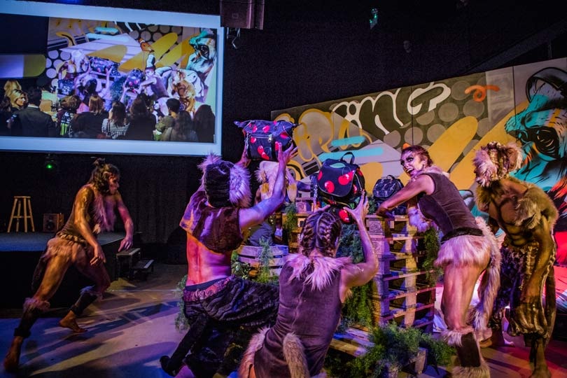 Kipling deelt voorproef van zijn nieuwe merkrichting Kipling deelt voorproef van zijn nieuwe merkrichting