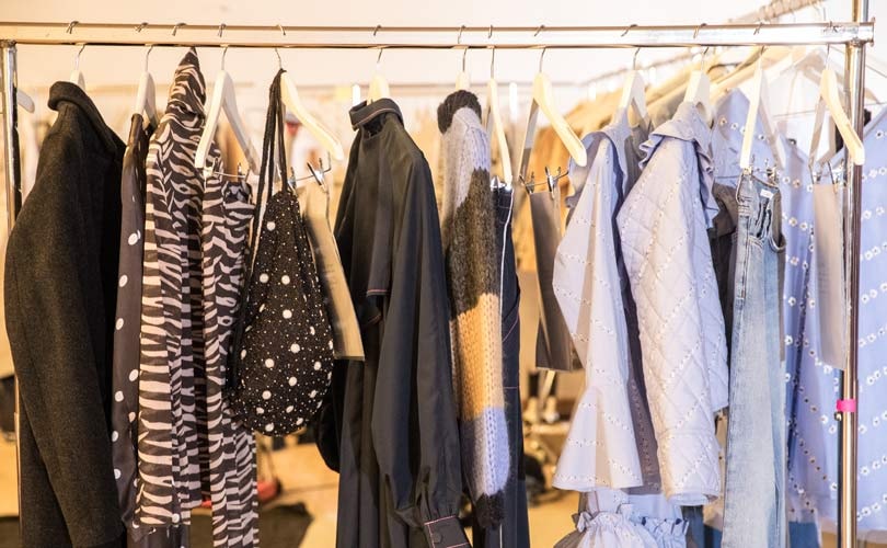 Duurzaamheid in de modeindustrie: goed voor mens, milieu én financiën Duurzaamheid in de modeindustrie: goed voor mens, milieu én financiën