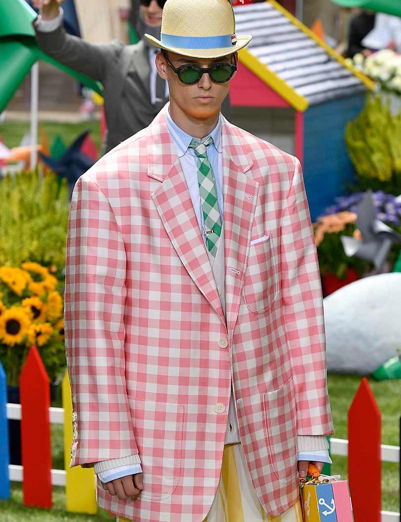 Jongens kunnen meisjes zijn: Wat we van de Parijse modeweek hebben geleerd Jongens kunnen meisjes zijn: Wat we van de Parijse modeweek hebben geleerd