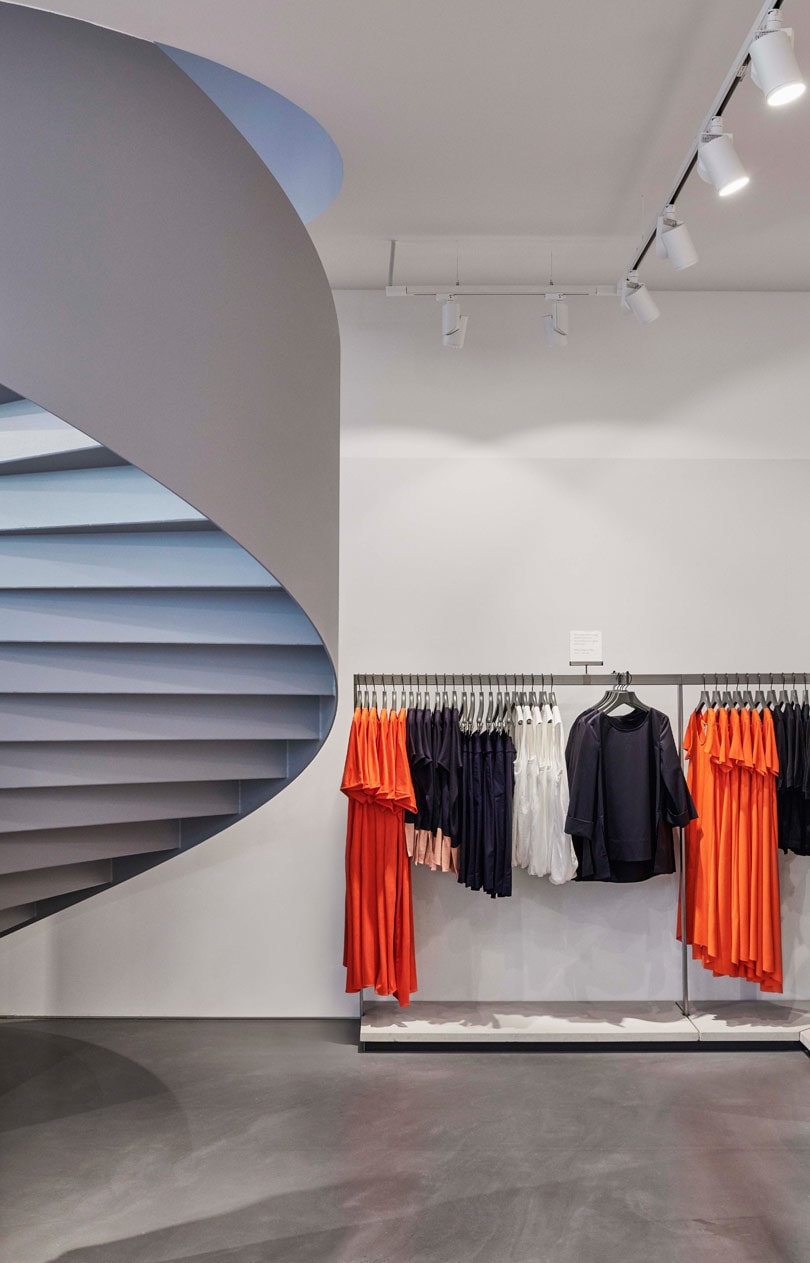 Cos opent winkel in Utrecht Cos opent winkel in Utrecht