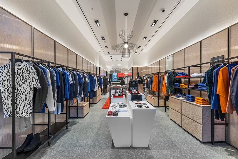 Kijken: De eerste Nederlandse winkel van Hugo Boss zuster label Hugo Kijken: De eerste Nederlandse winkel van Hugo Boss zuster label Hugo