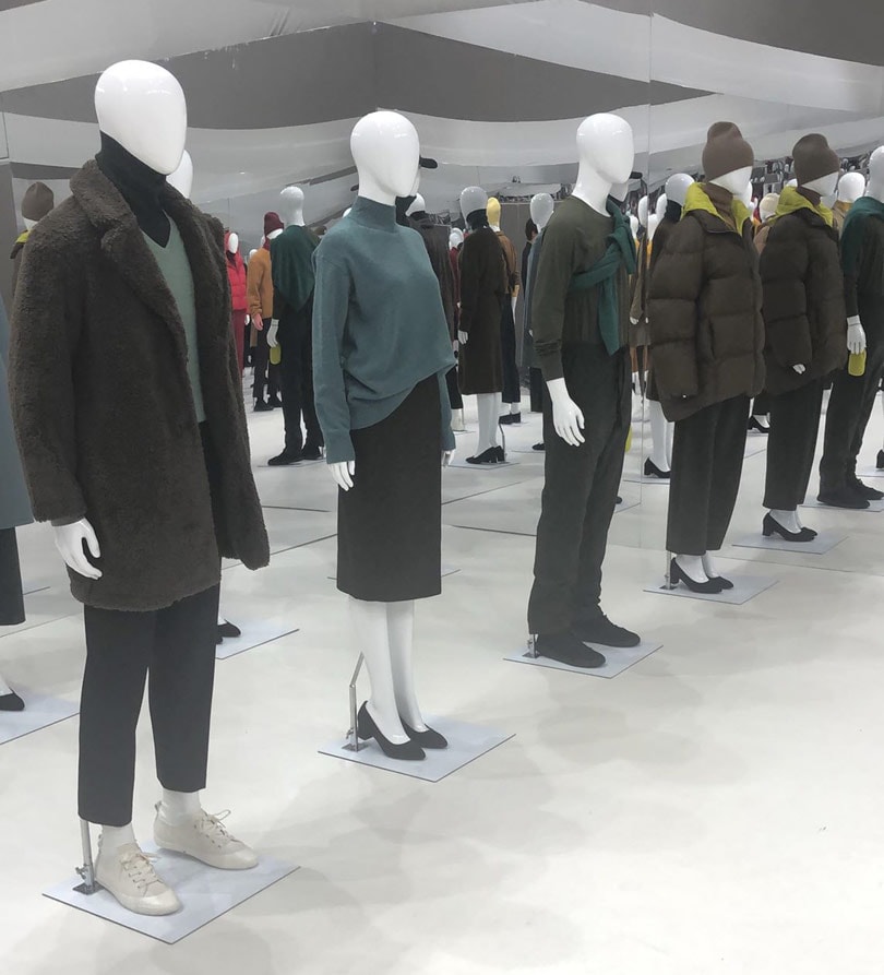 Uniqlo toont in Parijs de kunst van lifewear en nieuwe norm voor breitechnieken Uniqlo toont in Parijs de kunst van lifewear en nieuwe norm voor breitechnieken
