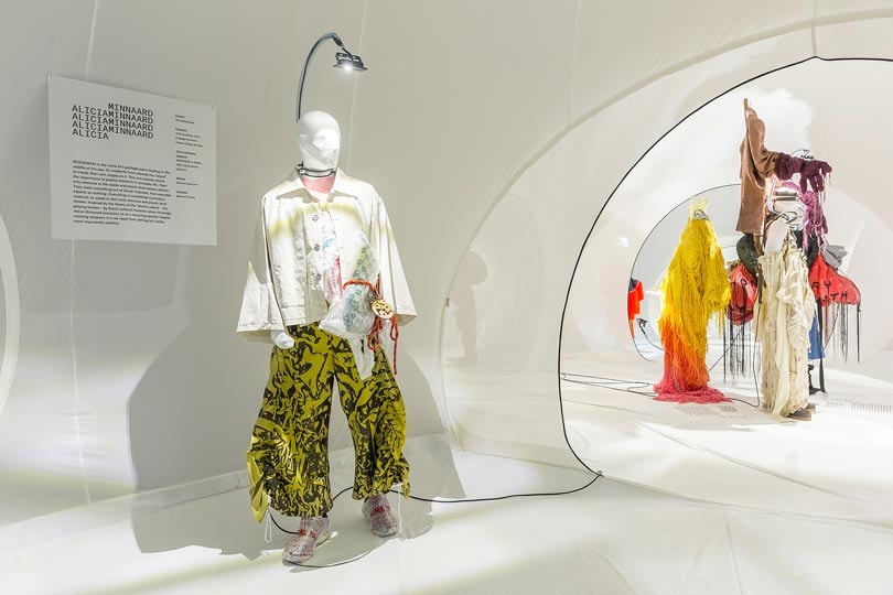 Kijken: De 'Shape Shifters' van Modebelofte 2018 tijdens Dutch Design Week Kijken: De 'Shape Shifters' van Modebelofte 2018 tijdens Dutch Design Week