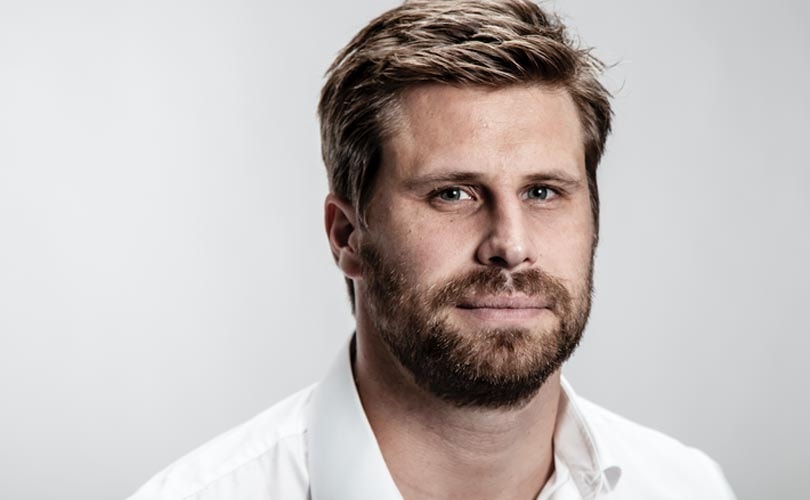 Tweedehands in de mode: in gesprek met Max Bittner, CEO van Vestiaire Collective Tweedehands in de mode: in gesprek met Max Bittner, CEO van Vestiaire Collective