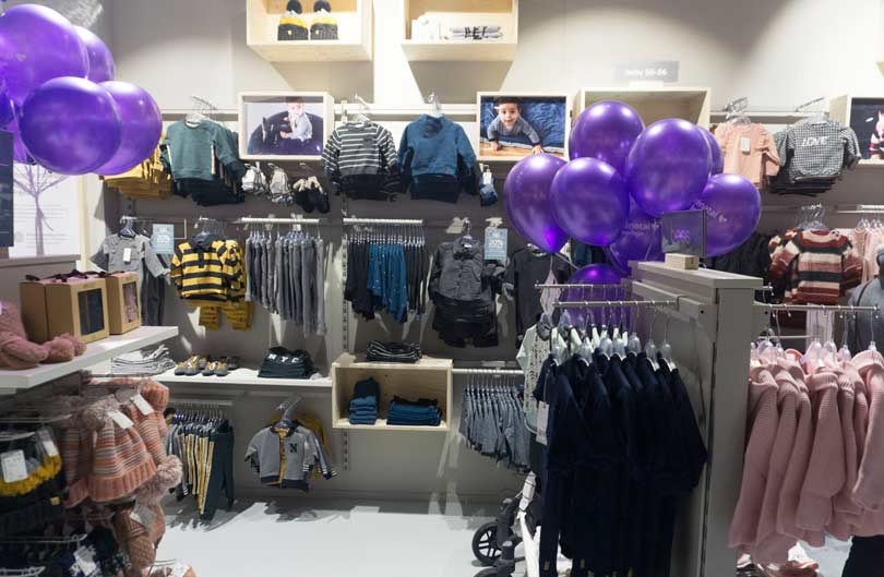 Dag, babywagens. Hallo, mode! Prénatal lanceert nieuw “boutique” concept in Utrecht Dag, babywagens. Hallo, mode! Prénatal lanceert nieuw “boutique” concept in Utrecht