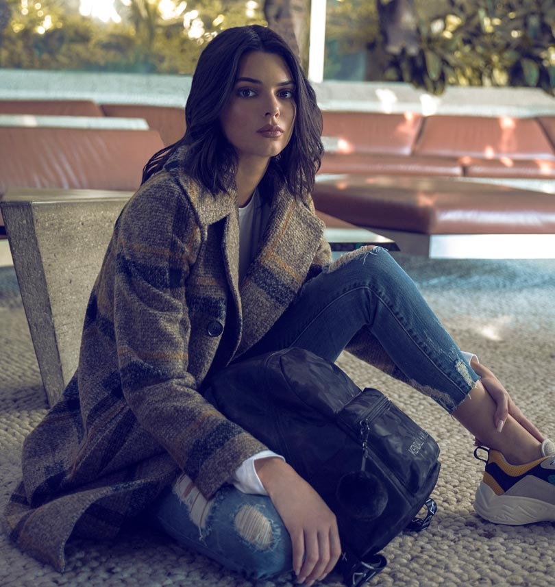 Kijken: VanHaren strikt Kendall en Kylie Jenner voor samenwerking Kijken: VanHaren strikt Kendall en Kylie Jenner voor samenwerking
