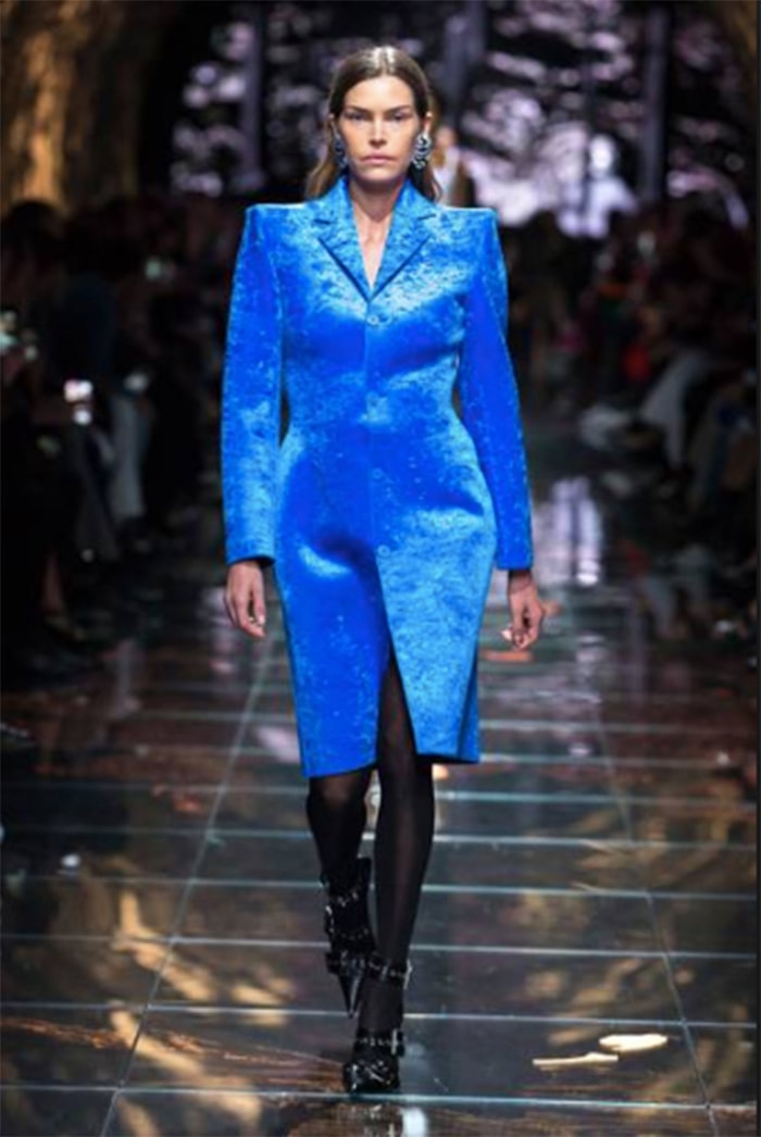 Blade Runner blauw en ‘shiny shiny gold’: kleurentrends lente/zomer 2020 volgens Hilde Francq Blade Runner blauw en ‘shiny shiny gold’: kleurentrends lente/zomer 2020 volgens Hilde Francq
