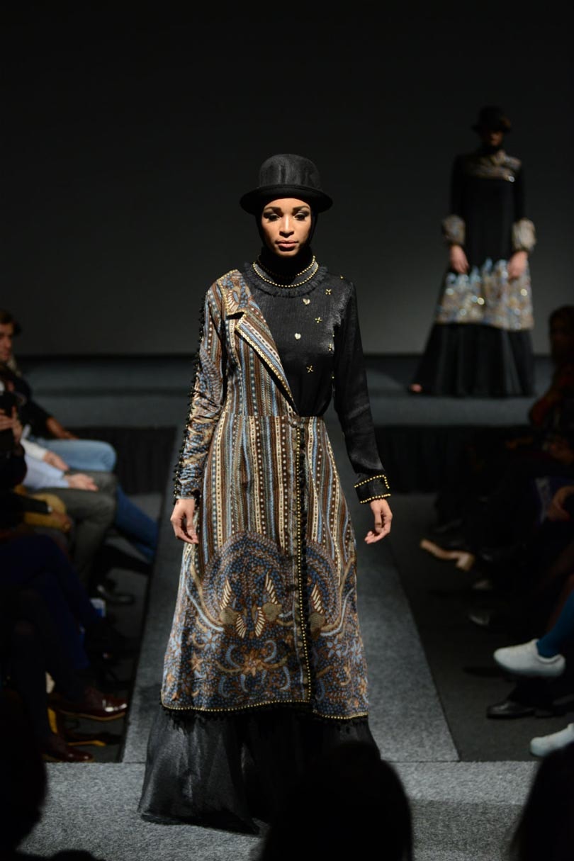 Verrassende Indonesische modeshow in het Museon Verrassende Indonesische modeshow in het Museon
