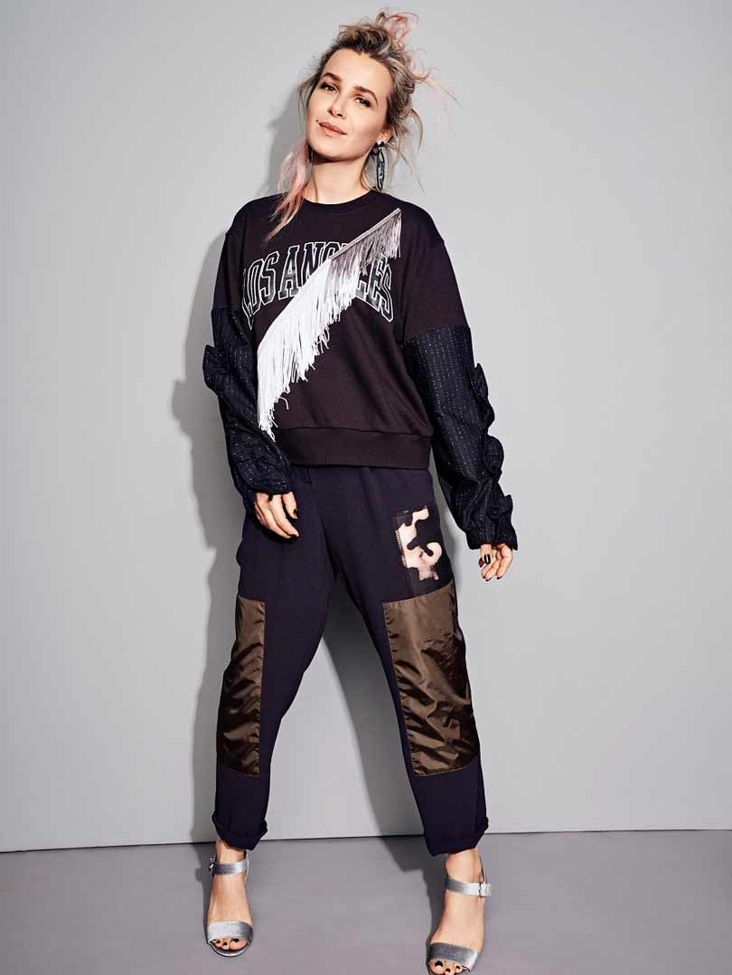 Kijken: de eerste beelden van ‘gehackte’ H&M-collectie gemaakt uit sale-items Kijken: de eerste beelden van ‘gehackte’ H&M-collectie gemaakt uit sale-items
