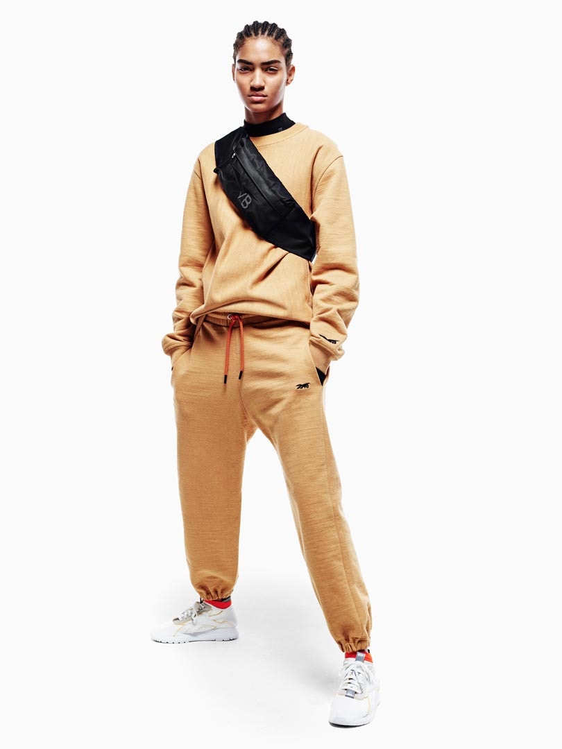 Kijken: Victoria Beckham’s eerste activewear collectie met Reebok Kijken: Victoria Beckham’s eerste activewear collectie met Reebok