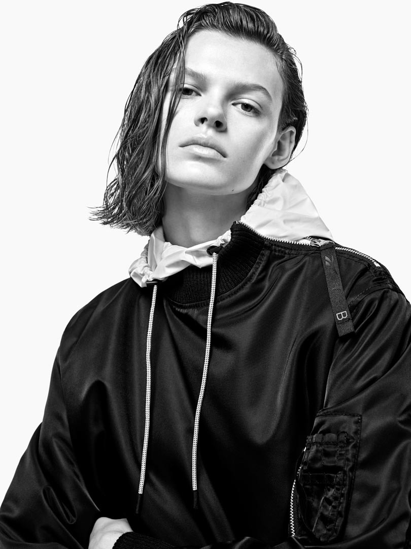 Kijken: Victoria Beckham’s eerste activewear collectie met Reebok Kijken: Victoria Beckham’s eerste activewear collectie met Reebok