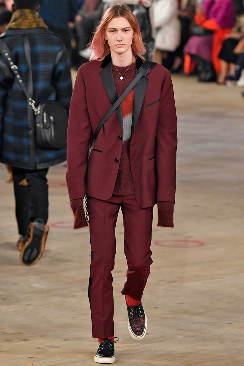 Gespot op de catwalk: Pantone’s modekleuren herfst/winter 2019/20 New York Fashion Week Gespot op de catwalk: Pantone’s modekleuren herfst/winter 2019/20 New York Fashion Week