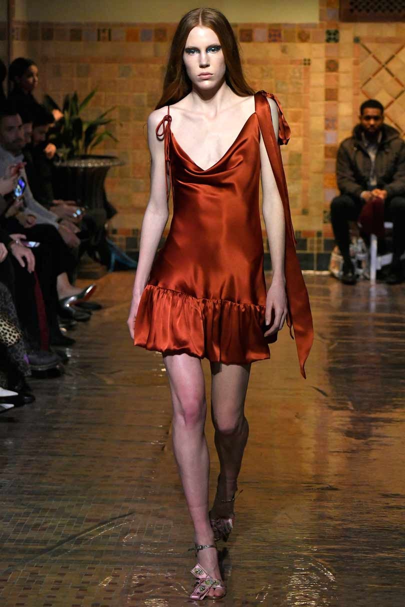 Gespot op de catwalk: Pantone’s modekleuren herfst/winter 2019/20 New York Fashion Week Gespot op de catwalk: Pantone’s modekleuren herfst/winter 2019/20 New York Fashion Week