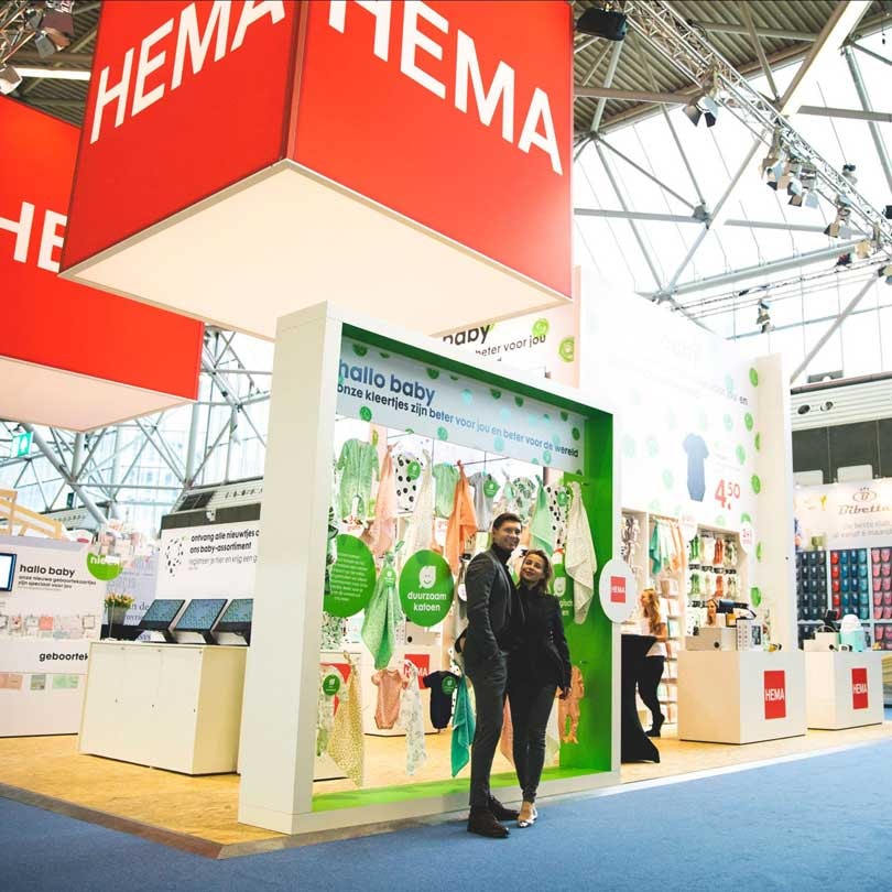 HEMA trapt Negenmaandenbeurs 2019 af met Victoria Koblenko en Evgeniy Levchenko HEMA trapt Negenmaandenbeurs 2019 af met Victoria Koblenko en Evgeniy Levchenko