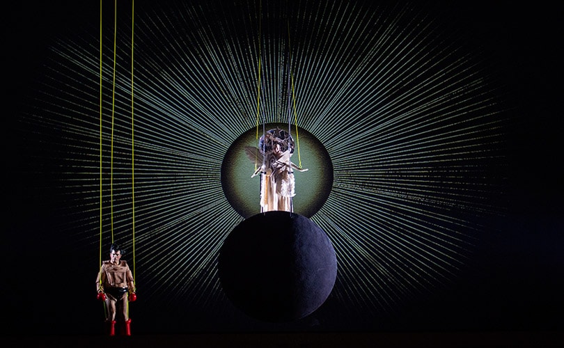 Walter van Beierendonck ontwerpt kostuums voor Die Zauberflöte Walter van Beierendonck ontwerpt kostuums voor Die Zauberflöte
