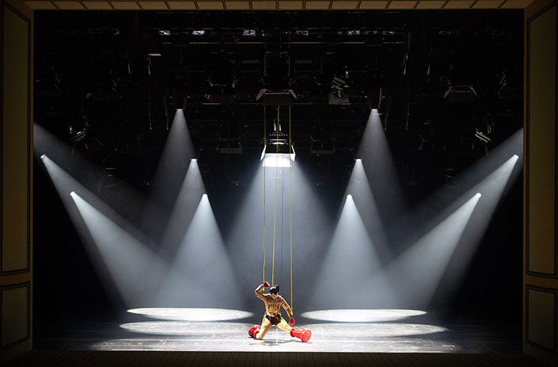 Walter van Beierendonck ontwerpt kostuums voor Die Zauberflöte Walter van Beierendonck ontwerpt kostuums voor Die Zauberflöte