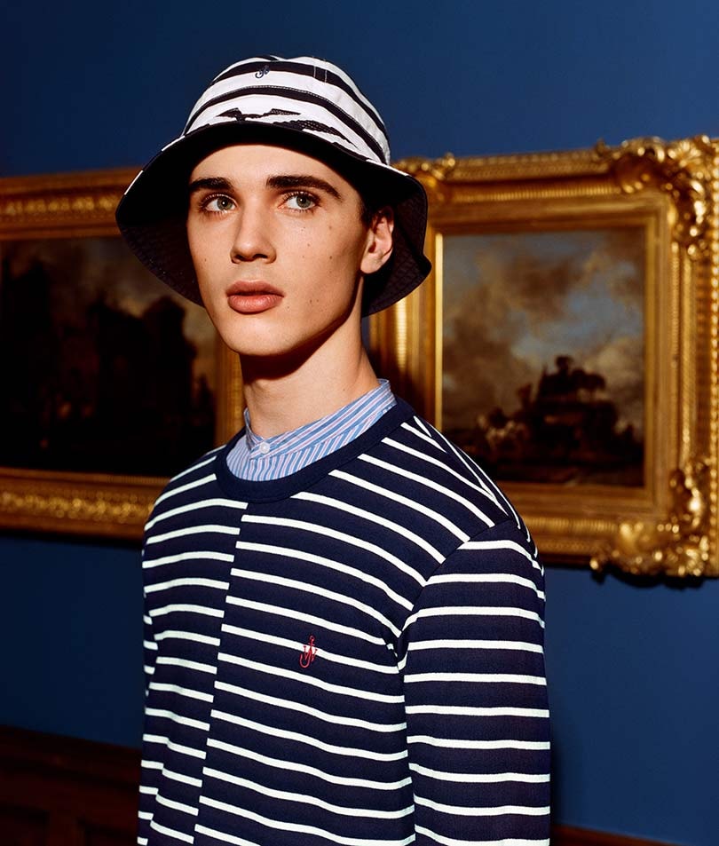 Kijken: Derde JW Anderson x Uniqlo collectie; voor het eerst in Nederland te koop Kijken: Derde JW Anderson x Uniqlo collectie; voor het eerst in Nederland te koop