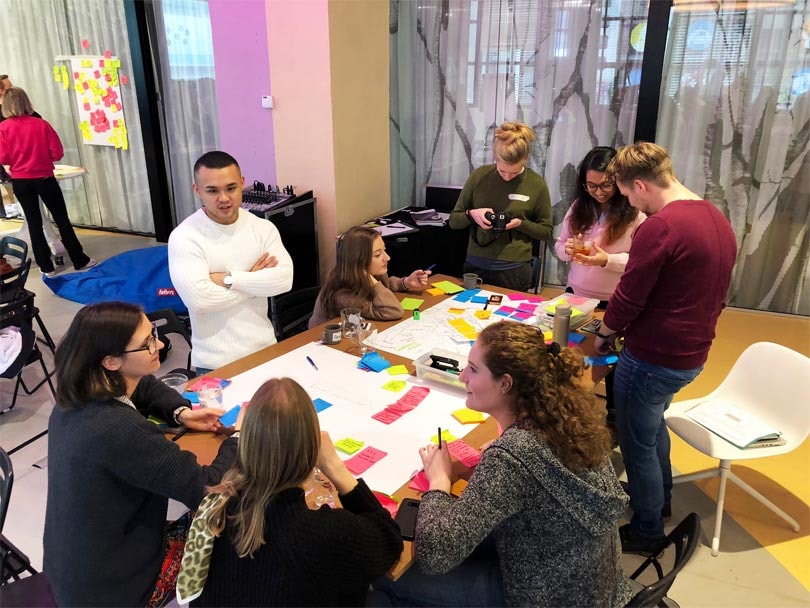 Circular Fashion Games: op zoek naar oplossingen voor duurzame uitdagingen Circular Fashion Games: op zoek naar oplossingen voor duurzame uitdagingen