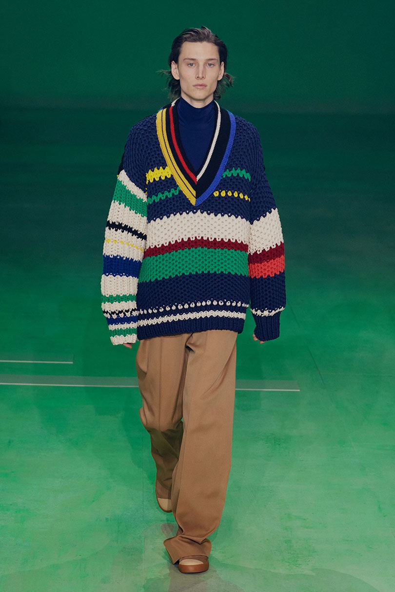 Kijken: het debuut van de eerste vrouwelijke ontwerper bij Lacoste Kijken: het debuut van de eerste vrouwelijke ontwerper bij Lacoste