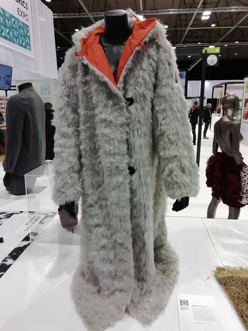 MaterialDistrict: Tien innovaties voor een circulaire modeketen MaterialDistrict: Tien innovaties voor een circulaire modeketen