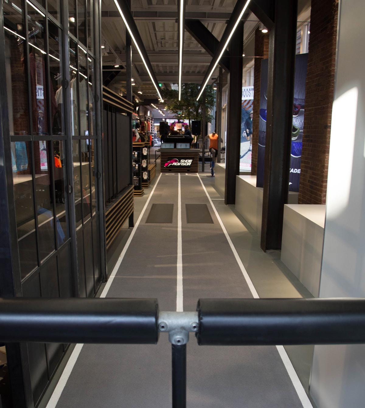 Kijken: de vernieuwde flagshipstore van All4Running Kijken: de vernieuwde flagshipstore van All4Running