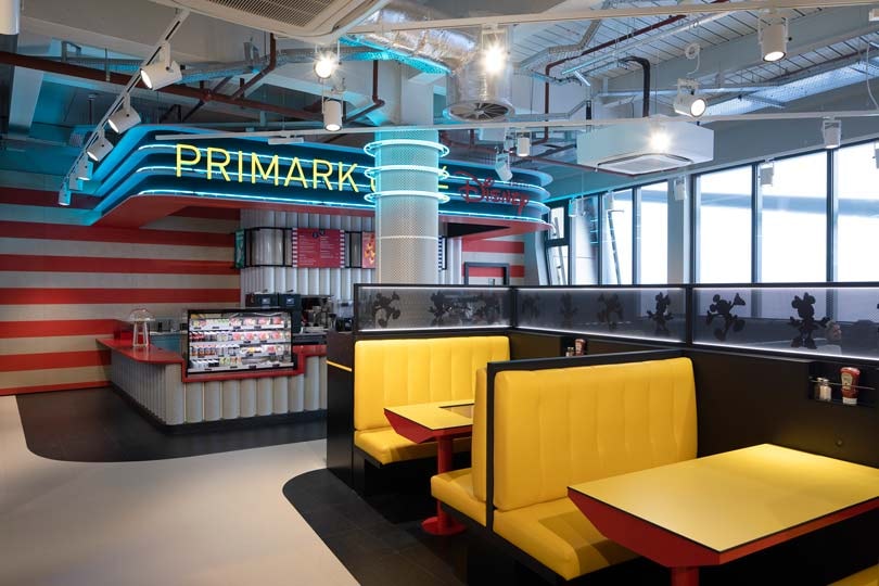Zo ziet ‘s werelds grootste Primark-winkel eruit Zo ziet ‘s werelds grootste Primark-winkel eruit