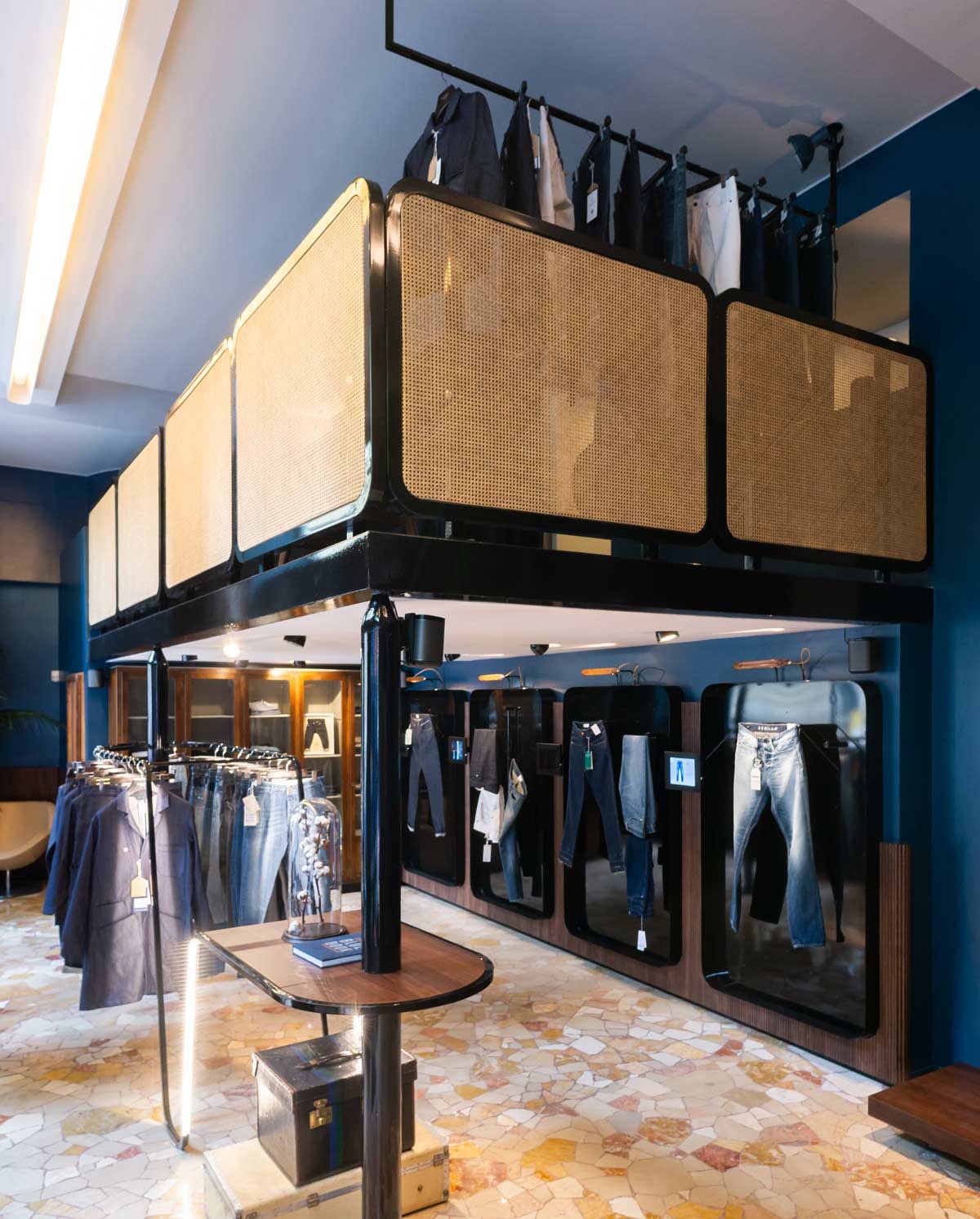 Kijken: Denim mill Candiani Denim opent eerste eigen winkel Kijken: Denim mill Candiani Denim opent eerste eigen winkel