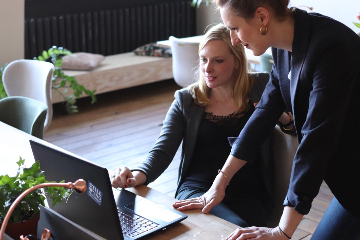 Waarom is het zo lastig voor vrouwen CEO van een modebedrijf te worden? Waarom is het zo lastig voor vrouwen CEO van een modebedrijf te worden?