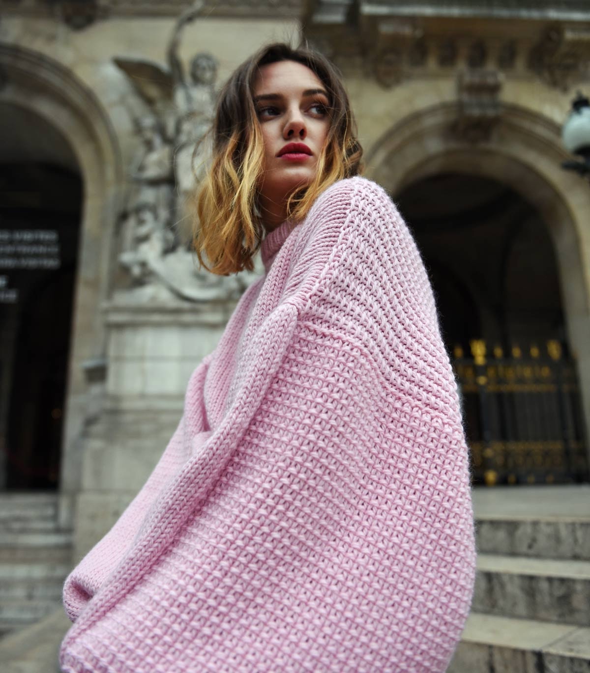 I Love Mr Mittens speelt voor AW19 in op internationaal publiek met wintercollectie in lichte wol I Love Mr Mittens speelt voor AW19 in op internationaal publiek met wintercollectie in lichte wol