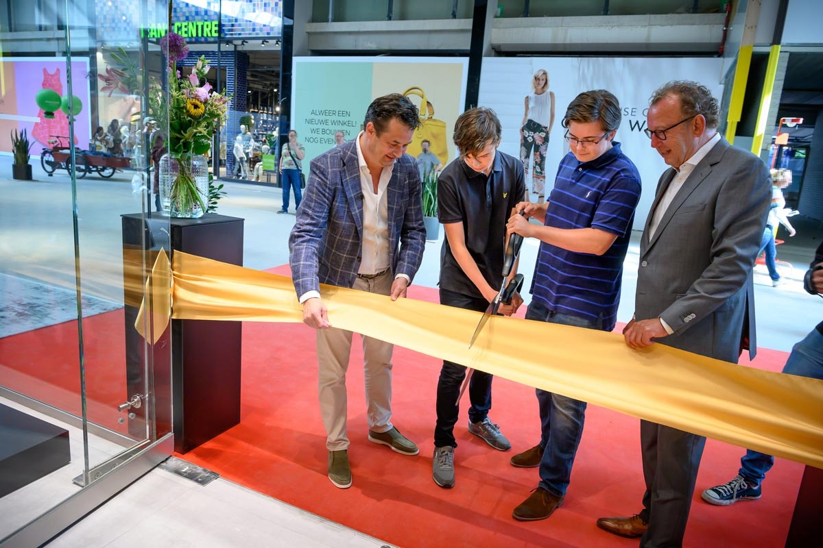 Zien: Nolten heropend flagshipwinkel in Mall of the Netherlands Zien: Nolten heropend flagshipwinkel in Mall of the Netherlands