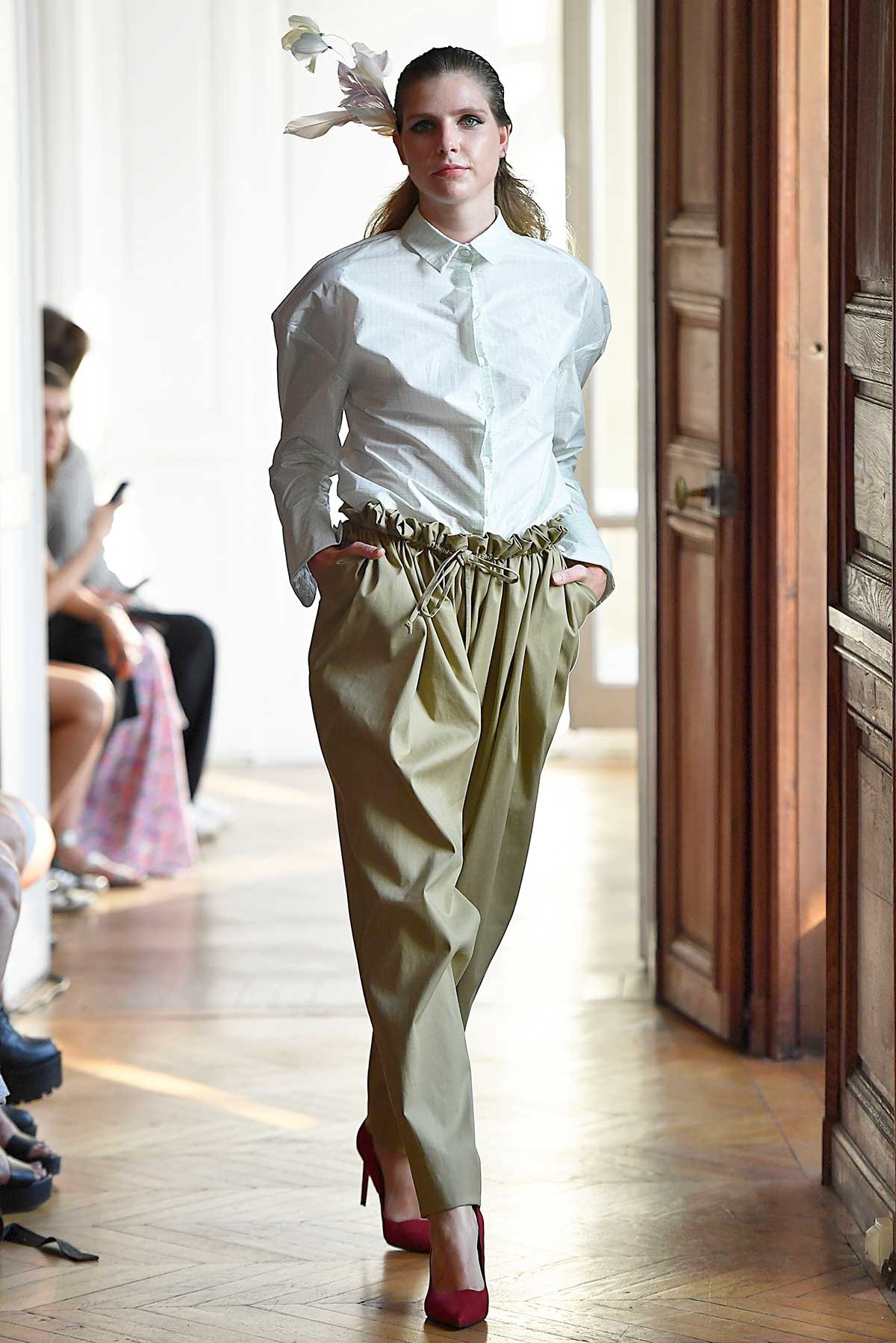 Paris Haute Couture Week: 6x Hollandse en Belgische glorie op de catwalk Paris Haute Couture Week: 6x Hollandse en Belgische glorie op de catwalk