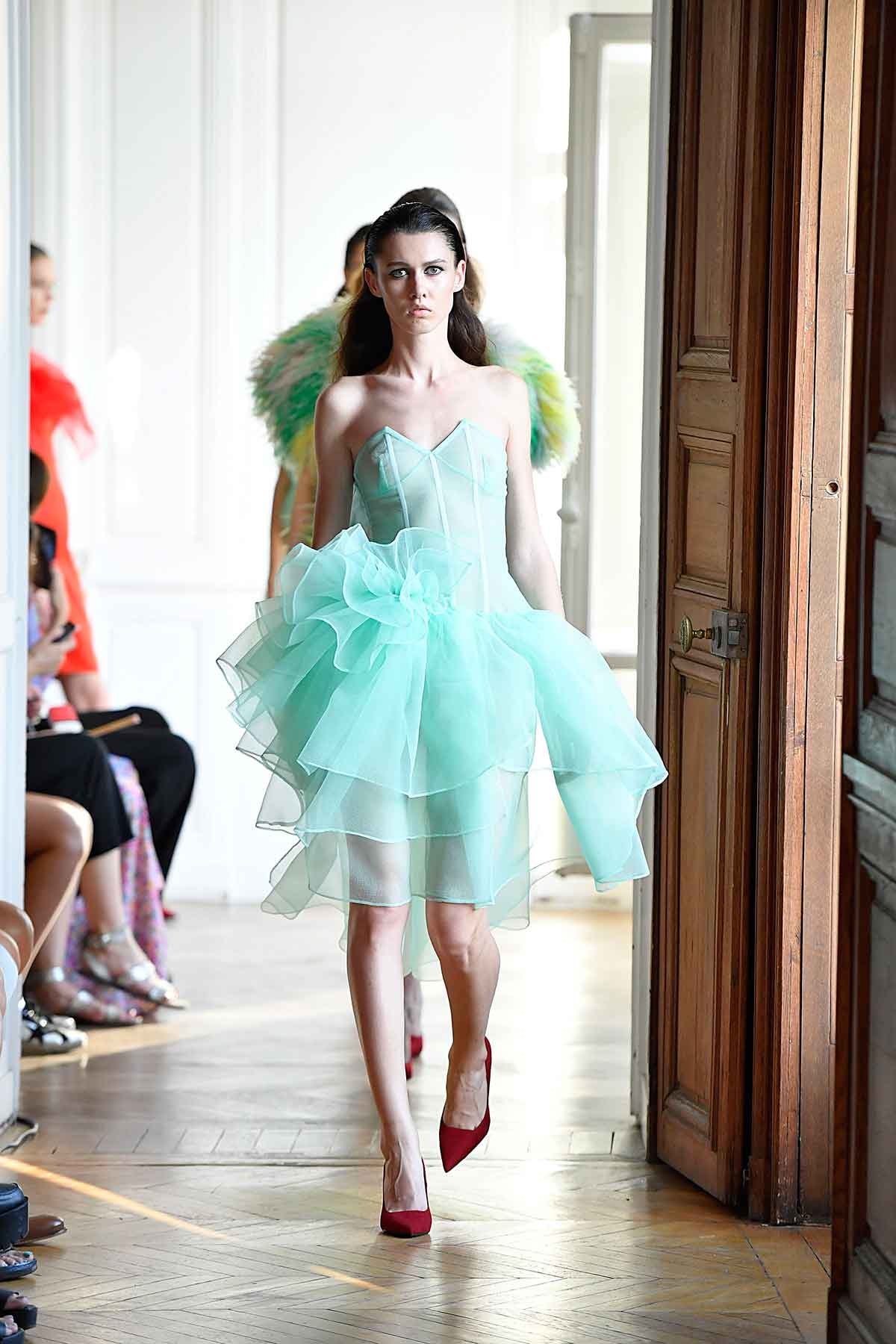 Paris Haute Couture Week: 6x Hollandse en Belgische glorie op de catwalk Paris Haute Couture Week: 6x Hollandse en Belgische glorie op de catwalk