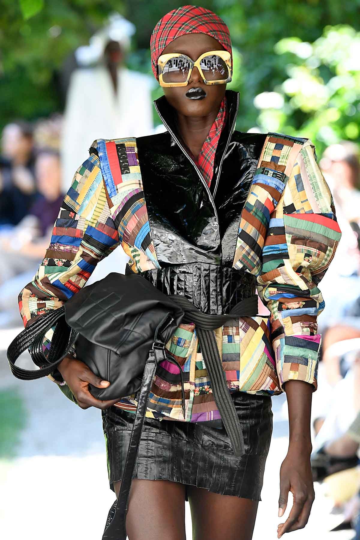 Paris Haute Couture Week: 6x Hollandse en Belgische glorie op de catwalk Paris Haute Couture Week: 6x Hollandse en Belgische glorie op de catwalk
