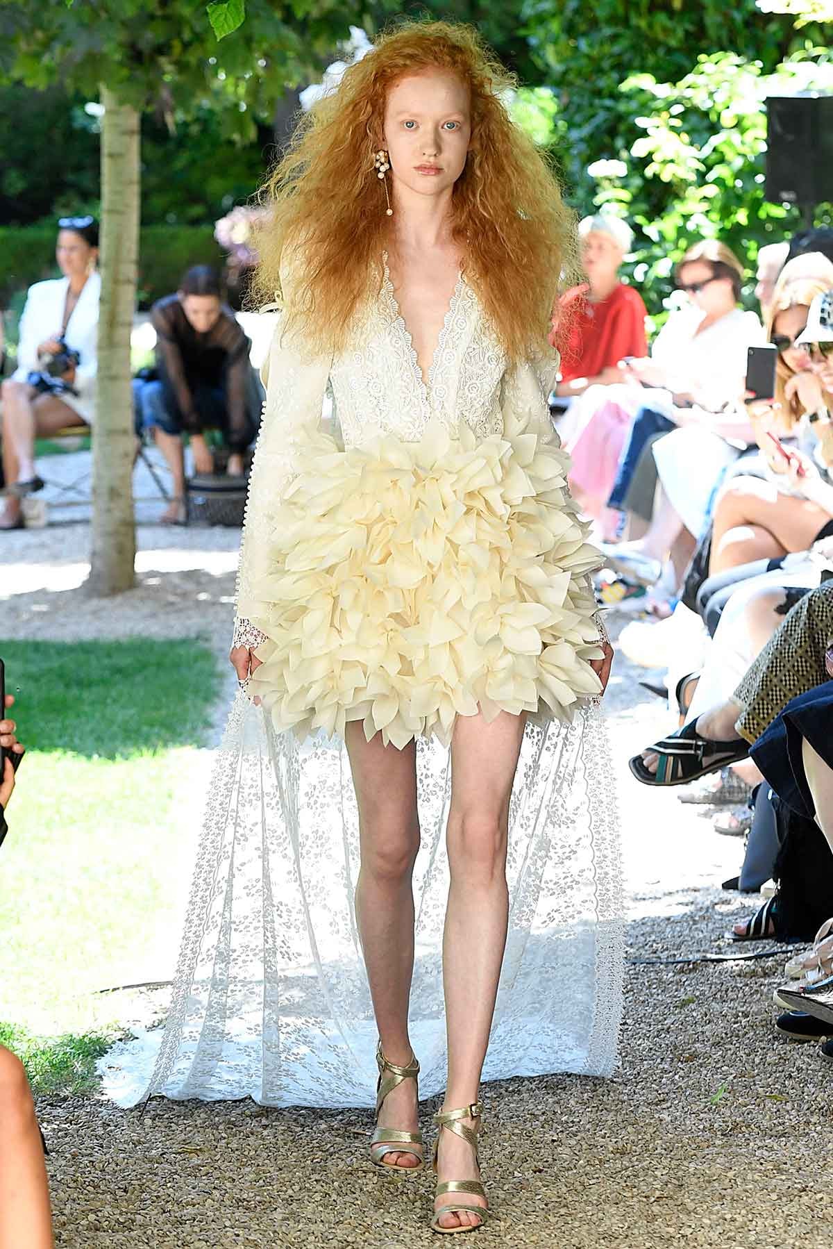 Paris Haute Couture Week: 6x Hollandse en Belgische glorie op de catwalk Paris Haute Couture Week: 6x Hollandse en Belgische glorie op de catwalk