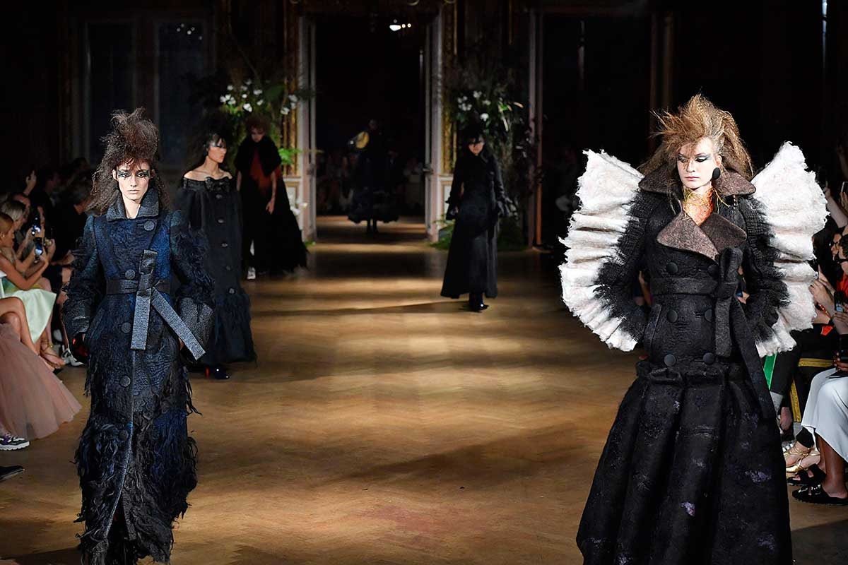Paris Haute Couture Week: 6x Hollandse en Belgische glorie op de catwalk Paris Haute Couture Week: 6x Hollandse en Belgische glorie op de catwalk