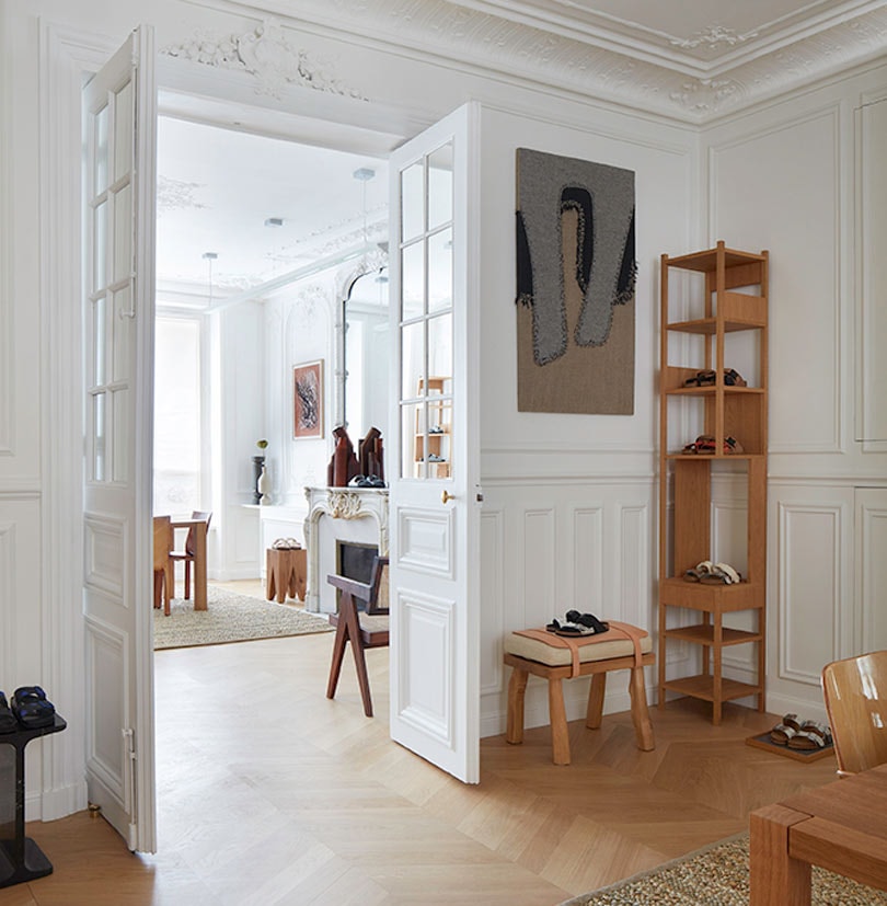 Binnenkijken in de showroom van Birkenstock in Parijs Binnenkijken in de showroom van Birkenstock in Parijs