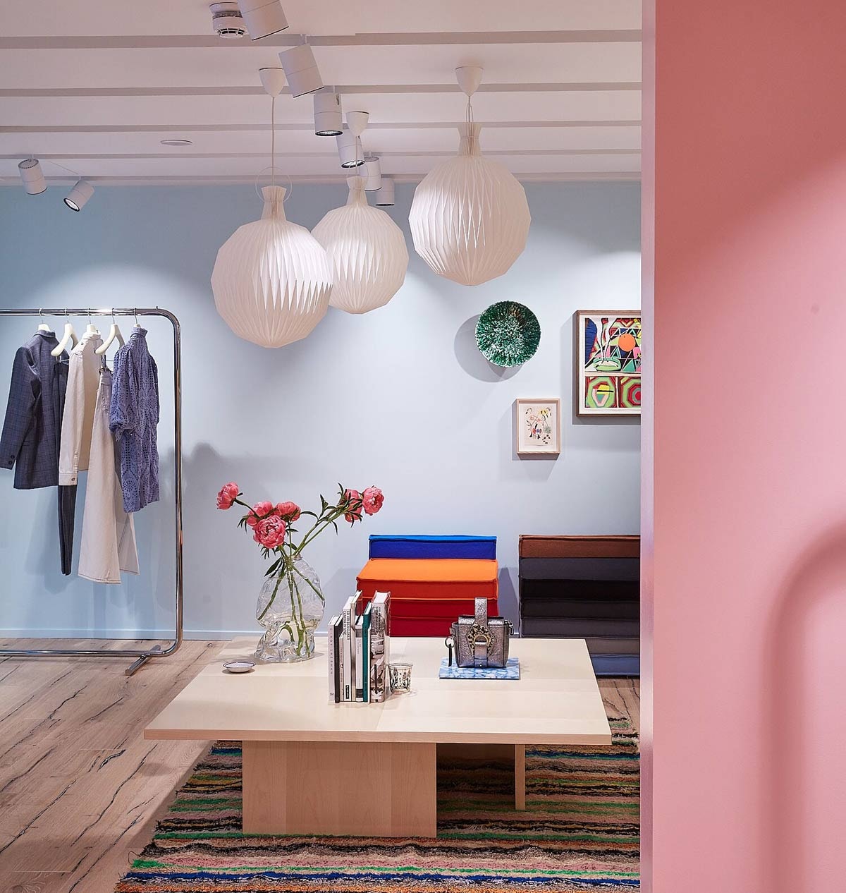 Binnenkijken bij de flagshipstore van Ganni in het Verenigd Koninkrijk Binnenkijken bij de flagshipstore van Ganni in het Verenigd Koninkrijk
