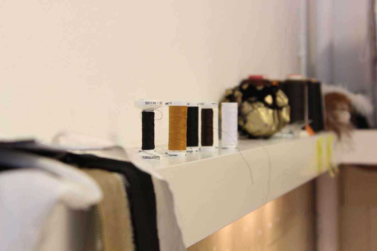 Van schets tot AFW-catwalk: In het atelier bij ontwerper Ferry Schiffelers Van schets tot AFW-catwalk: In het atelier bij ontwerper Ferry Schiffelers