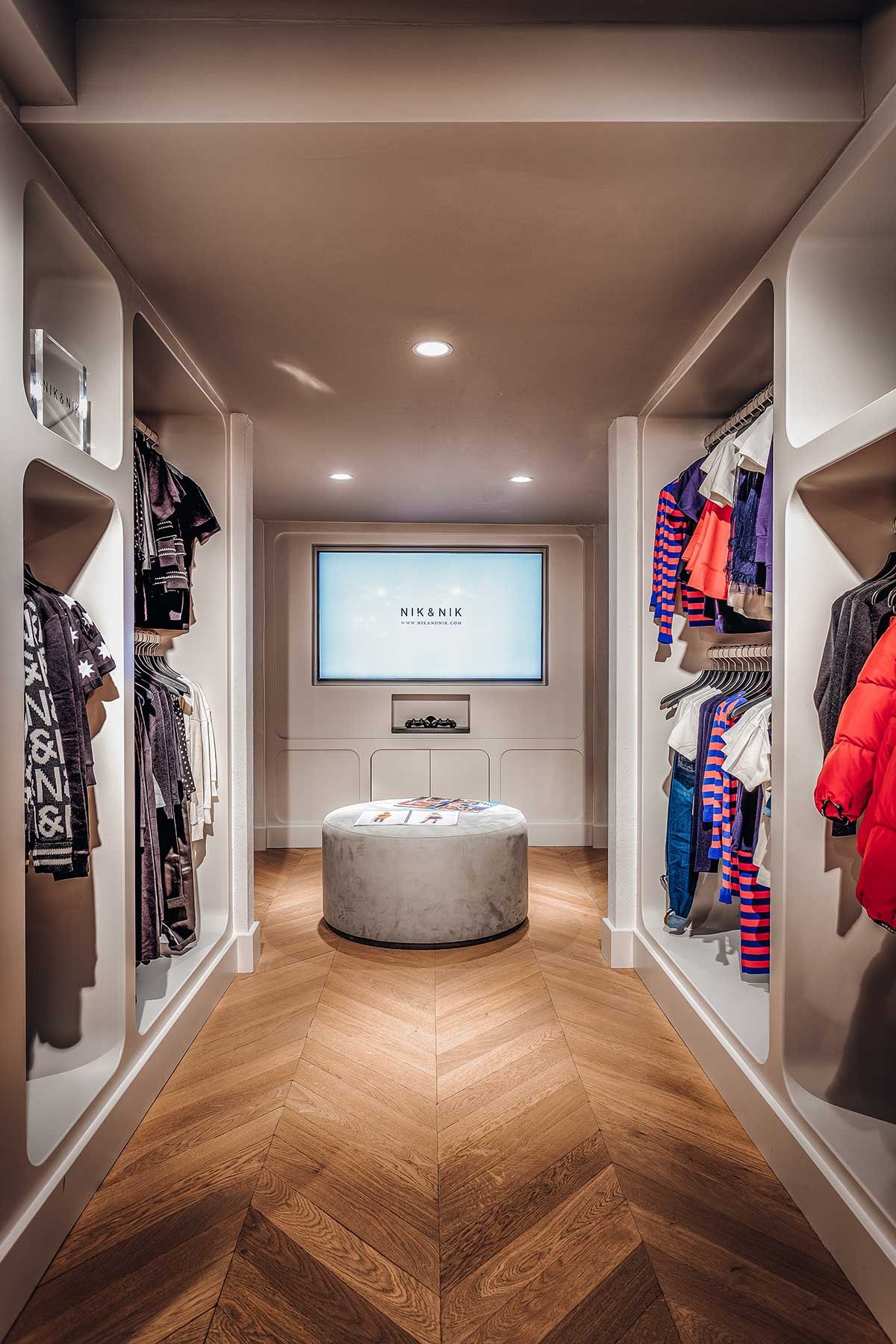 Binnenkijken: N Brands modehuis Nikkie Plessen in Zwolle Binnenkijken: N Brands modehuis Nikkie Plessen in Zwolle