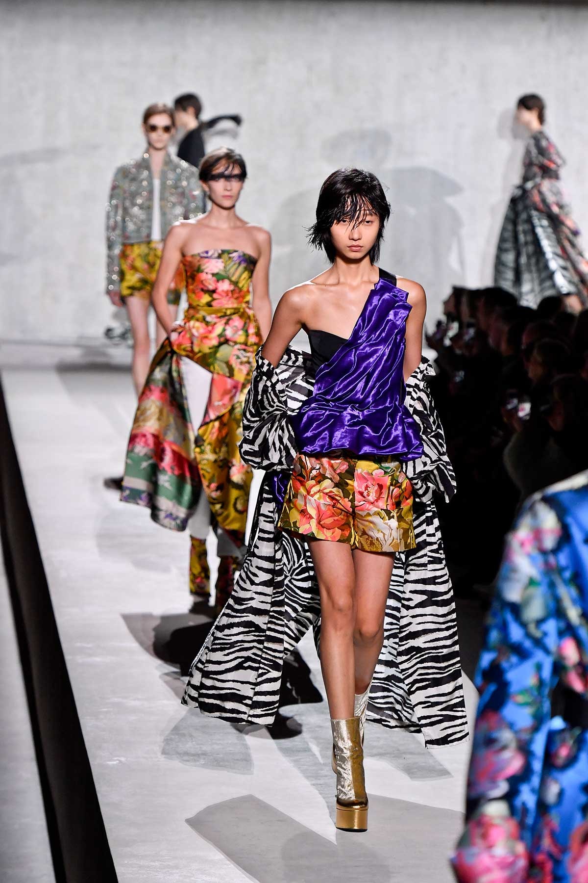De highlights en lowlights van Paris Fashion Week Lente/Zomer 2020 De highlights en lowlights van Paris Fashion Week Lente/Zomer 2020