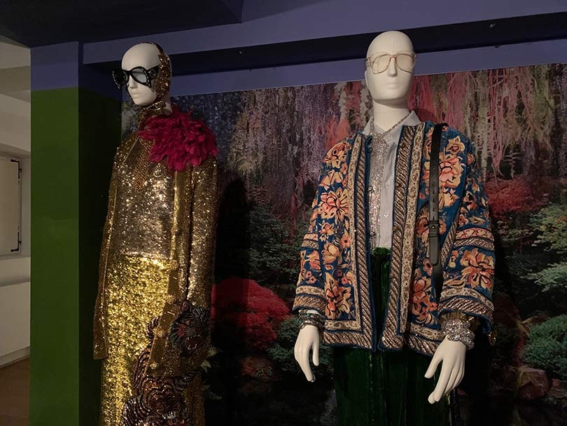 Nieuwe expo 'SMUK' over decoratie in de mode geopend in Modemuseum Hasselt Nieuwe expo 'SMUK' over decoratie in de mode geopend in Modemuseum Hasselt