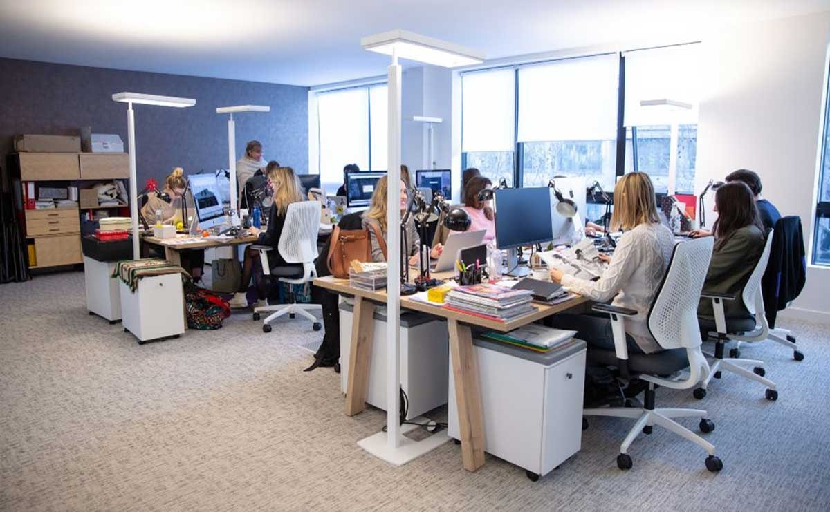 Tweedehands in de mode: in gesprek met Max Bittner, CEO van Vestiaire Collective Tweedehands in de mode: in gesprek met Max Bittner, CEO van Vestiaire Collective