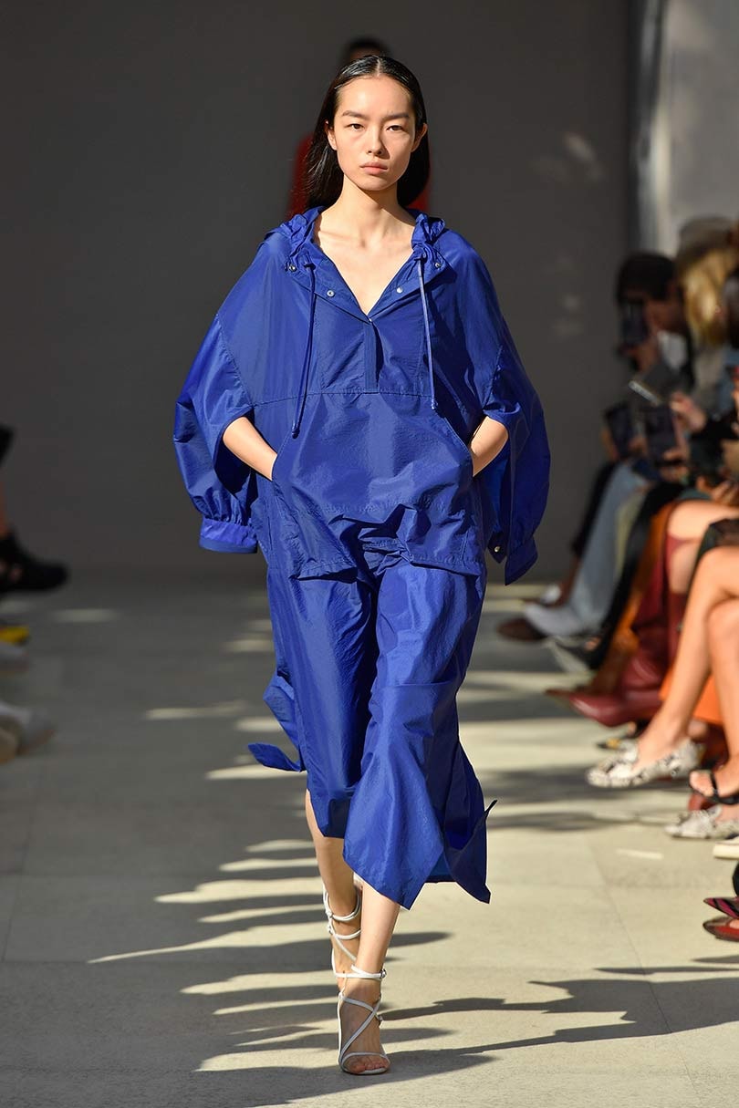 Gespot op de catwalk: Pantone’s modekleuren lente/zomer 2020 New York Fashion Week Gespot op de catwalk: Pantone’s modekleuren lente/zomer 2020 New York Fashion Week