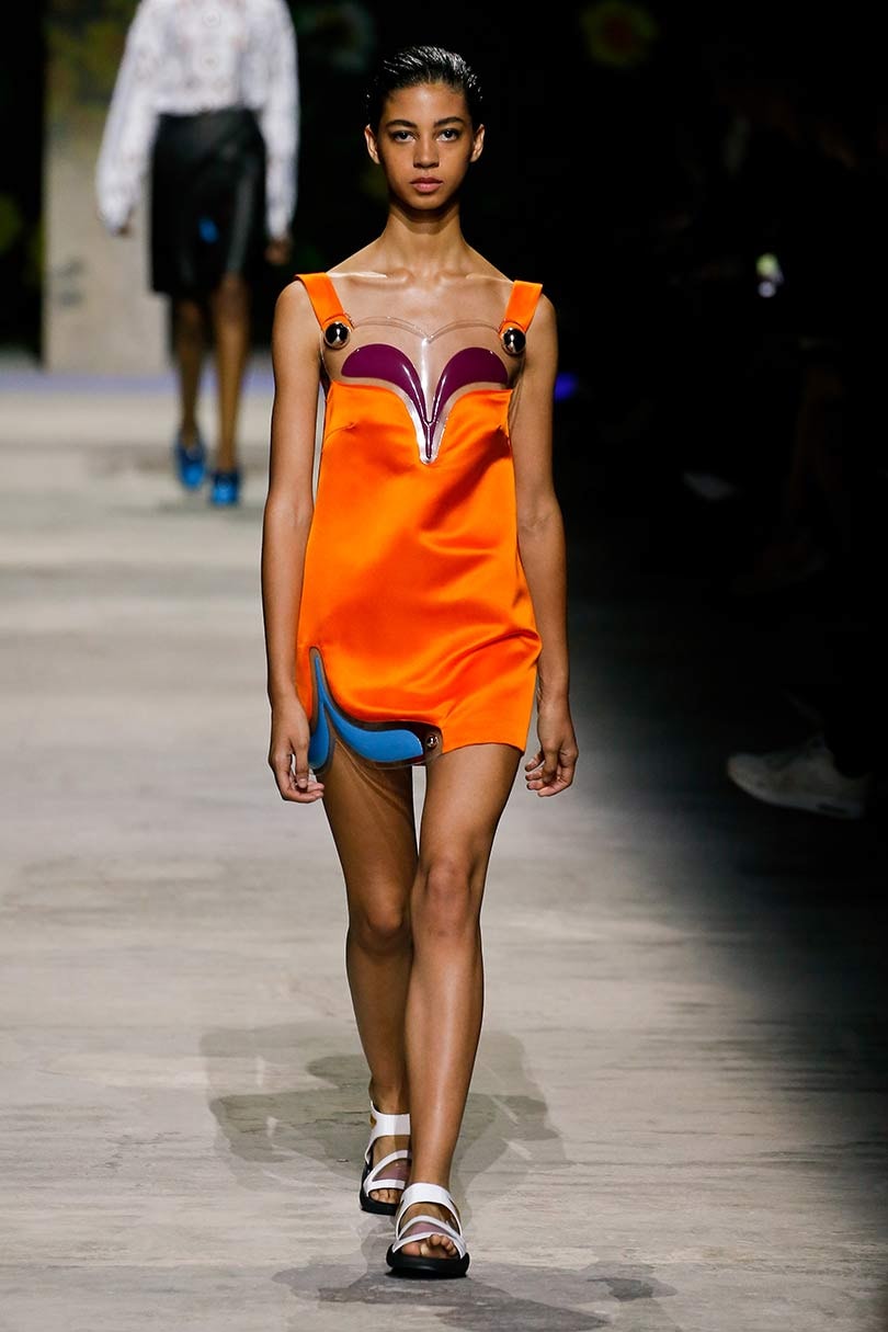 Gespot op de catwalk: Pantone’s modekleuren lente/zomer 2020 New York Fashion Week Gespot op de catwalk: Pantone’s modekleuren lente/zomer 2020 New York Fashion Week
