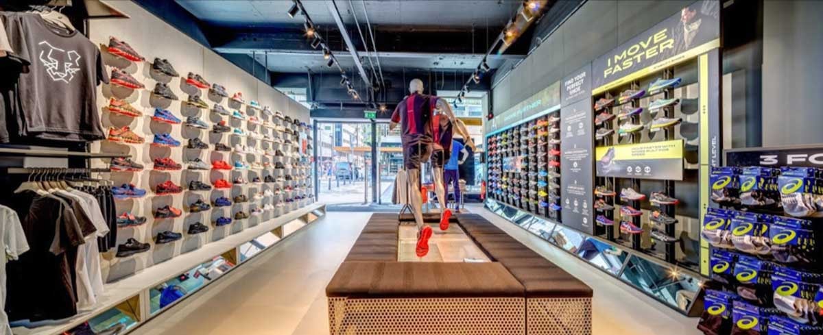 The marathon starts at ASICS Rotterdam! The marathon starts at ASICS Rotterdam!