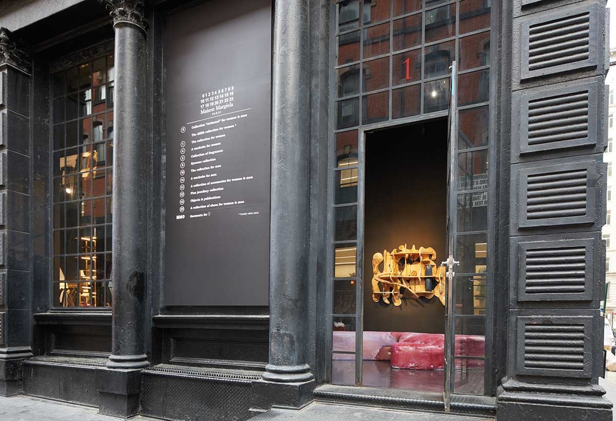 Binnenkijken bij de concept store van Maison Margiela in New York Binnenkijken bij de concept store van Maison Margiela in New York
