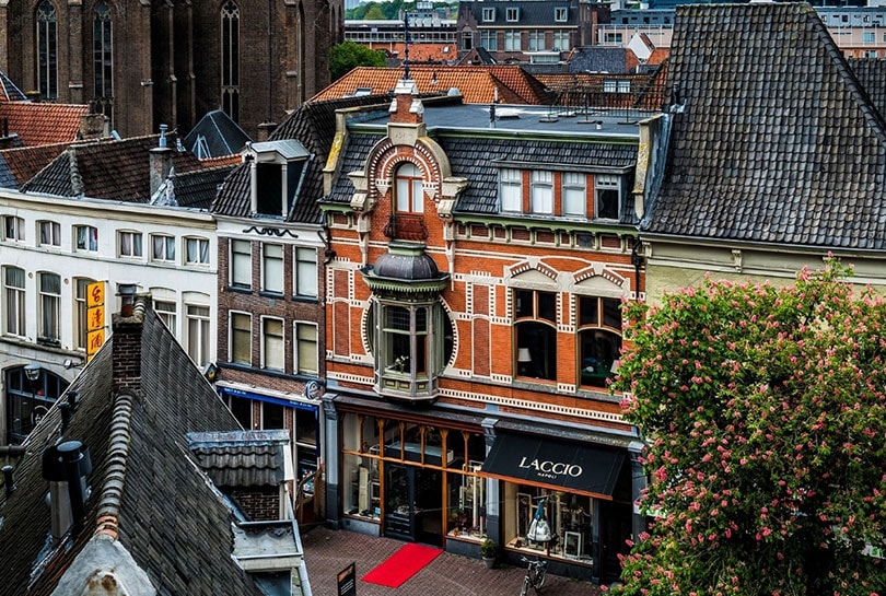 Een tweede winkel voor SchoenenZaken: “We willen honderd procent unieke herenschoenen verkopen” Een tweede winkel voor SchoenenZaken: “We willen honderd procent unieke herenschoenen verkopen”