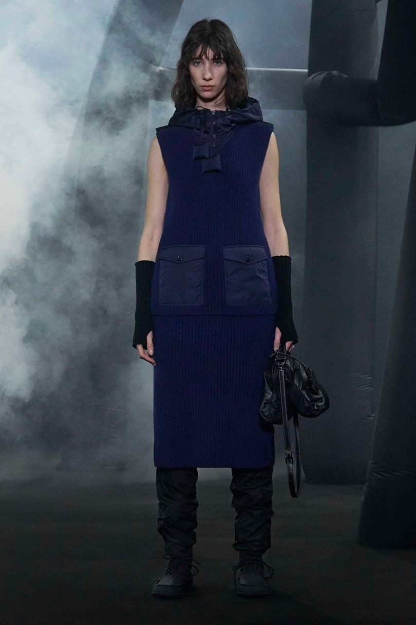 JW Anderson en Rimowa maken Milaan debuut met Moncler Genius JW Anderson en Rimowa maken Milaan debuut met Moncler Genius