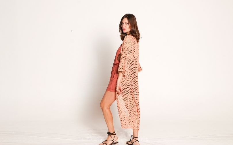 DIY weekendtips: breien, naaien, ontwerp een T-shirt en de Jacquemus hobbyclub DIY weekendtips: breien, naaien, ontwerp een T-shirt en de Jacquemus hobbyclub