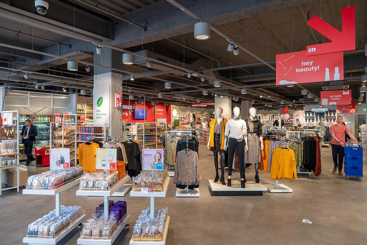Binnenkijken bij het nieuwe winkelconcept van Hema in Eindhoven Binnenkijken bij het nieuwe winkelconcept van Hema in Eindhoven